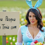 Buona Porno Pasqua 2025 con Valentina Nappi